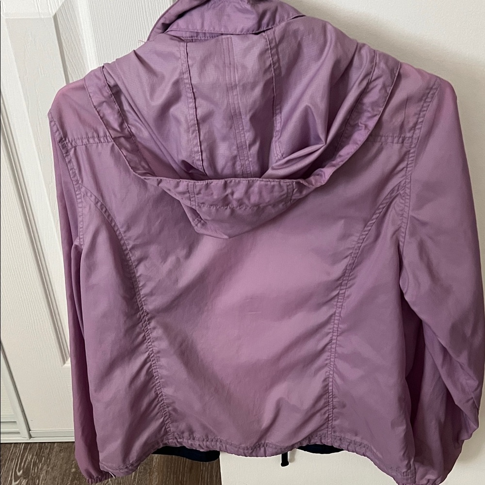 L.L. Bean Lavender Lightweight Jacket - Picture 3 of 3
